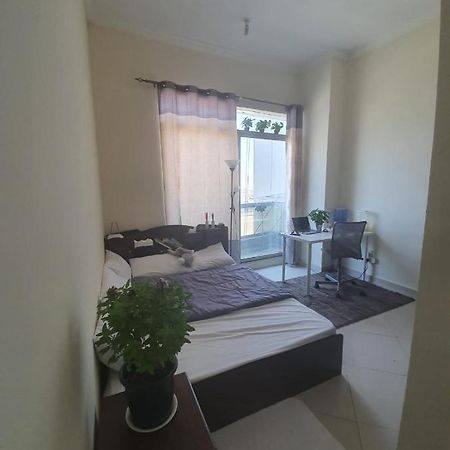One Masterbedroom In 2 Bedroom Apt,Al Darwesh,Al Barsha 1 Dubai Esterno foto